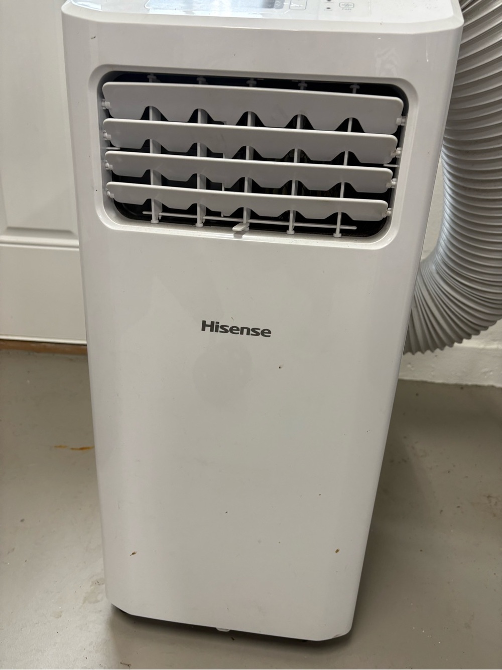 Hisense White Portable Air Conditioner